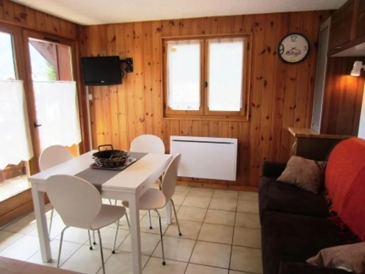 Studio Cabine Avec Balcon Et Parking, A 2 Pas Des Telecabines De Morillon - Fr-1-629-74 Apartment